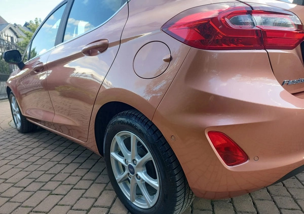 Ford Fiesta cena 42750 przebieg: 22800, rok produkcji 2017 z Częstochowa małe 436